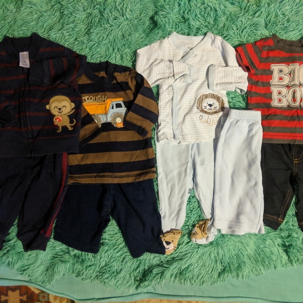 (4) 0-3 month boy outfits!!! 😍